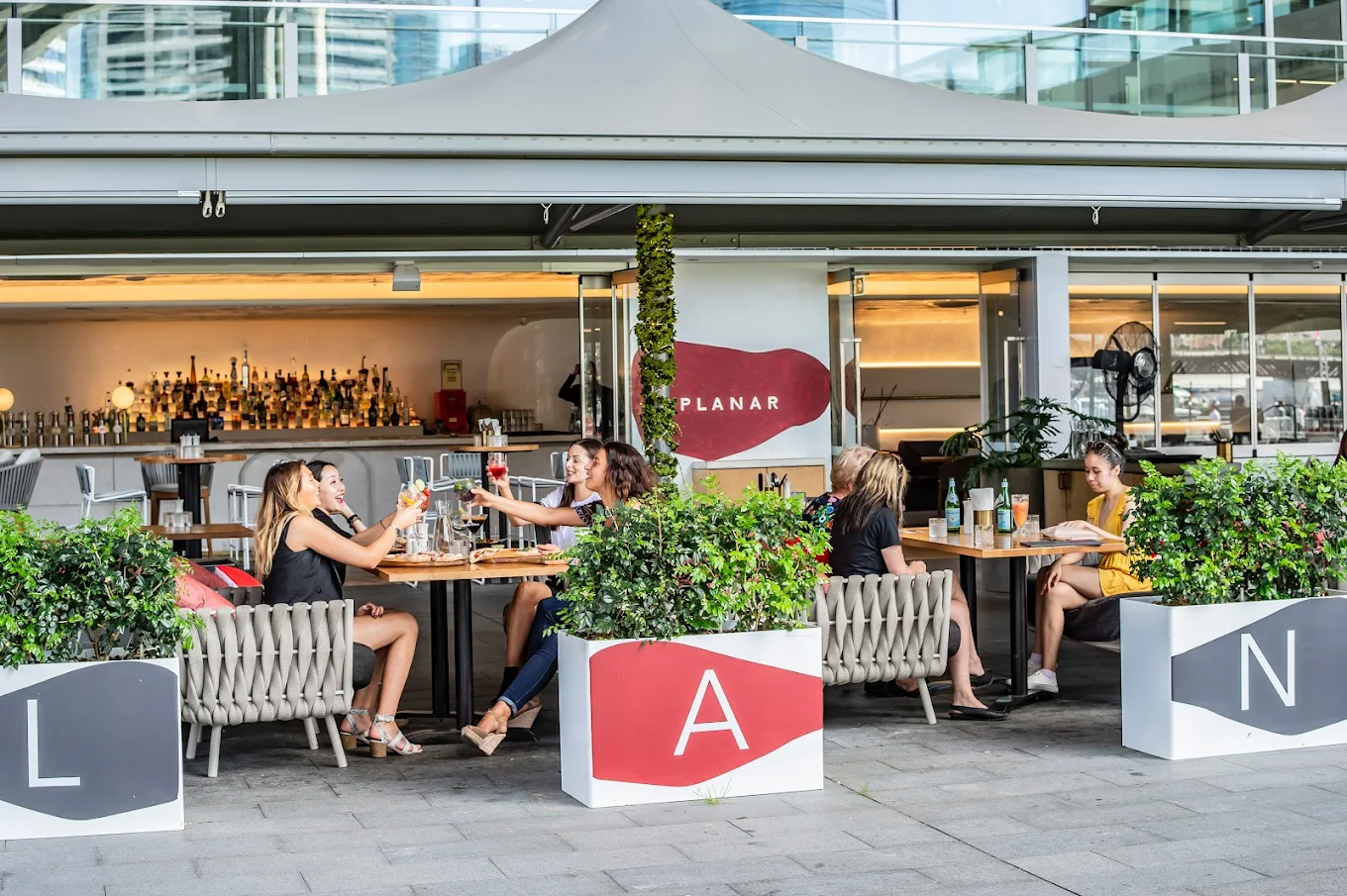 Planar Bar & Restaurant